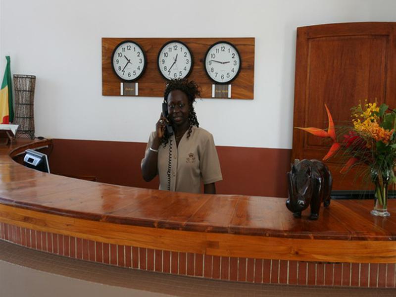 Royal Lodge Hotel Sine-Saloum Buitenkant foto